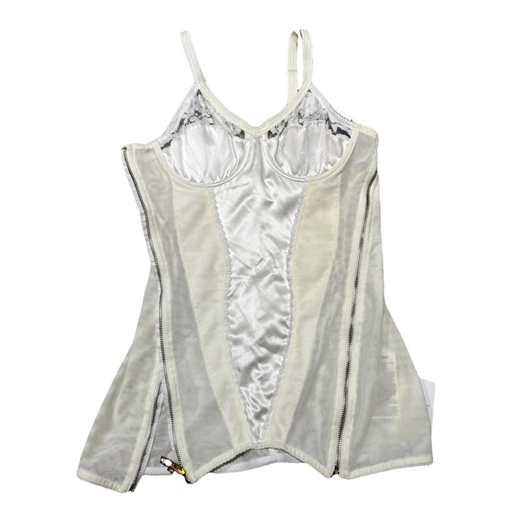 Burberry lingerie dress/top
Size S/M
Full zipper on both sides